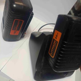 2 batterie e caricatore Black & Decker
